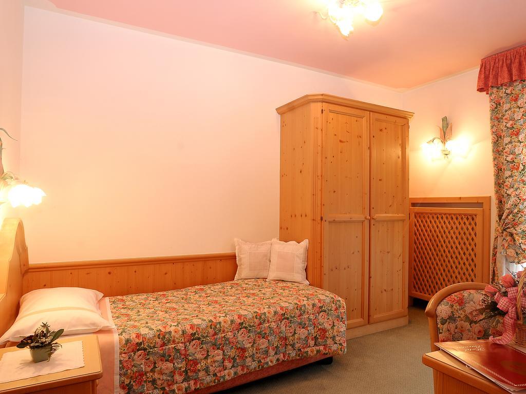 Single Room Balcony